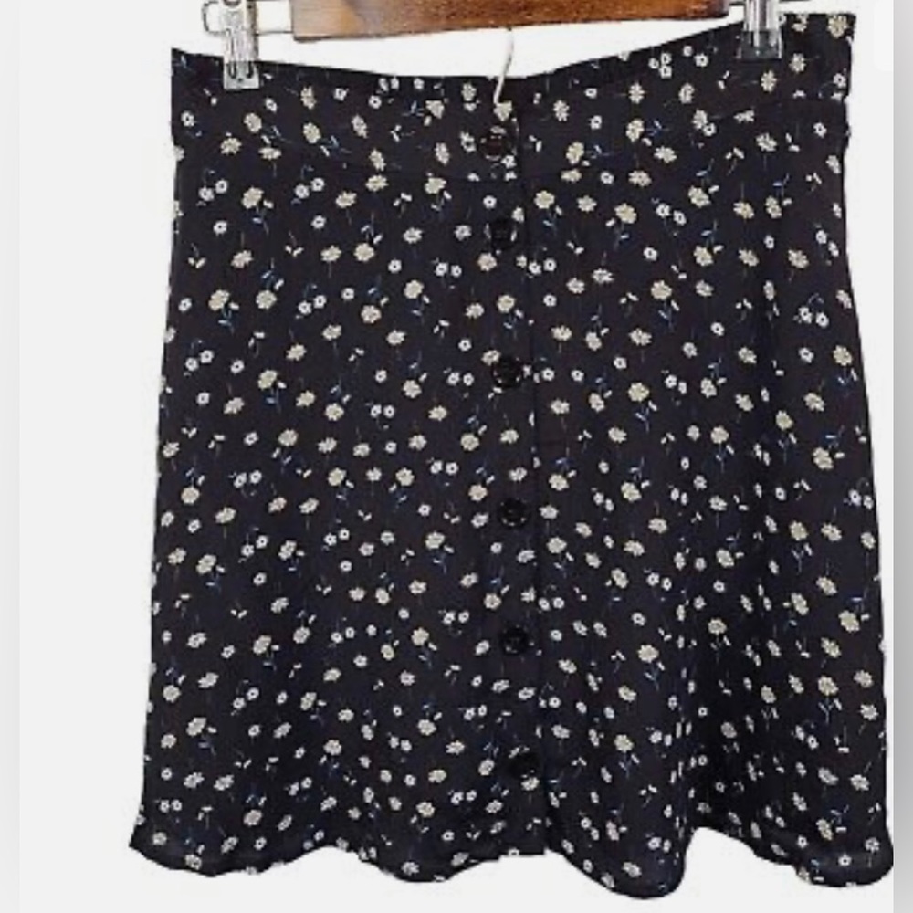 Elodie Black Button up floral Skirt